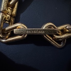 【入手困難】BALENCIAGA ブレスレット　ゴールドの画像