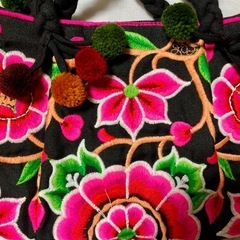 ⑮【新品未使用】アジアン⭐︎モン族刺繍ミニバックの画像