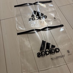 アディダス厚手プラスチックケースの画像