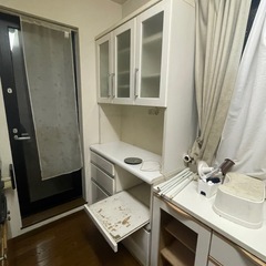 カップボード　しょっきだな食器棚の画像