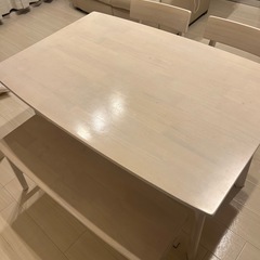 ニトリ　ダイニングテーブルセットの画像