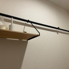 突っ張り棒の画像