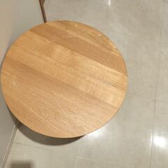 丸テーブル2つ　　ちゃぶ台　あげますの画像