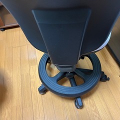 取引先決まりました　薄むらさき　いすの画像