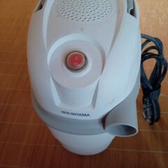 アイリスオーヤマ掃除機の画像