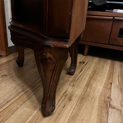 アンティーク家具　コーナーキャビネットの画像