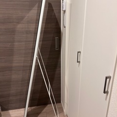 全身鏡の画像