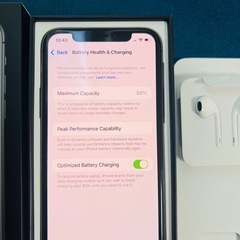 iPhone11pro ··256GB バッテリー最大容量···88% キャリア：SIMフリー  の画像