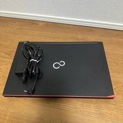 15.6型 富士通 A574/K i5 メモリ8GB SSD128GBの画像