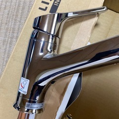 リクシル製　キッチン水栓 クロムメッキ レバー式　未使用品の画像