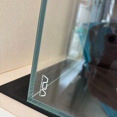 美品高級水槽ADAの水槽60の画像