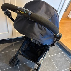 コンビ　ベビーカー　メチャカルハンディ　オート4キャス　コンパクトの画像
