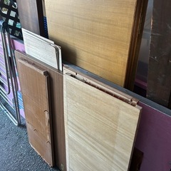 バラした家具の木材多数　薪などに　無料の画像