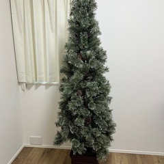 【美品】クリスマスツリー　本物に見える　180cmの画像