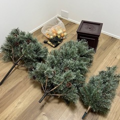 【美品】クリスマスツリー　本物に見える　180cmの画像