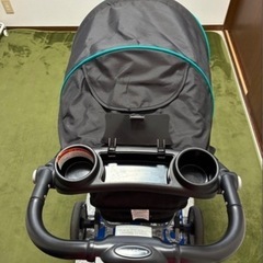 B型ベビーカーの画像