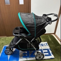 B型ベビーカーの画像