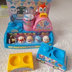 アンパンマンアイス屋さん　　すかいらーくグループのアンパンマンカバンの画像