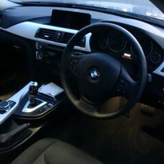 ❑全国自社ローン対応❑       ●平成30年登録BMW320d  の画像