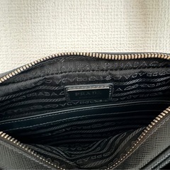 PRADA プラダ サフィアーノレザー ショルダーバッグの画像