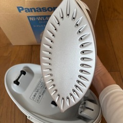 Panasonic コードレススチームアイロンの画像