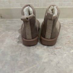 子供　ブーツ　ふわふわの画像