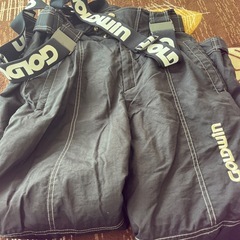 スノボーズボンの画像