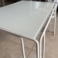 IKEA ビンテージTOLGA（ミニガラステーブル）の画像