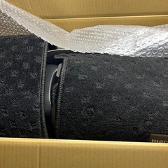 ハイエース、ダークプライムS、運転席シート、助手席シート、センターコンソール、フットシート前後3枚の画像