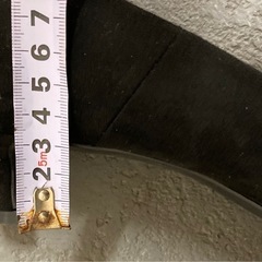 黒パンプスの画像