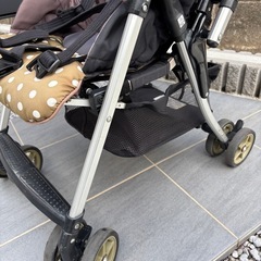A型ベビーカーの画像