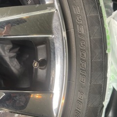 アルミホイール付き夏タイヤの画像