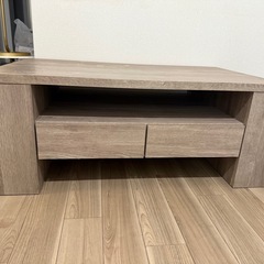 リビングテーブルの画像