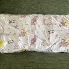 おさるのジョージ⭐︎ロングクッションの画像