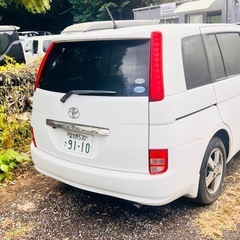 トヨタ ISIS 2004の画像