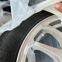 スタッドレスタイヤの画像