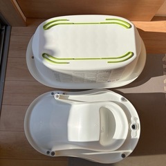 ベビーバス2個の画像