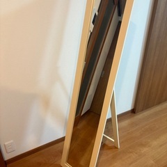 スタンドミラーの画像