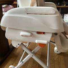 ベビー　コンビ　
ハイローチェア（オマケあり）　の画像