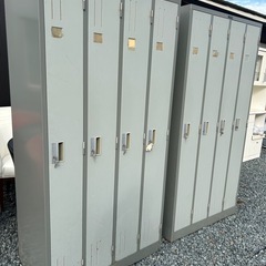 🔑【鍵付き】スチールロッカー 4人用 ×2台セット(バラ売り可) の画像