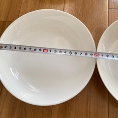 お皿2セットの画像