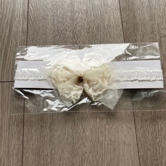 80サイズの袴ロンパース
の画像