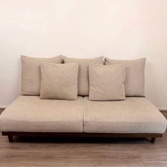 sheer 3人掛けソファ ファブリックの画像