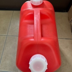 灯油入れの画像