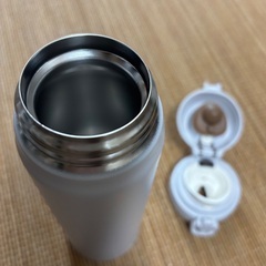 サーモスの水筒お譲りします⭐︎無料の画像