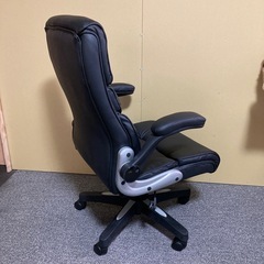 未使用品　組み立て品　オフィスチェア　ブラックの画像