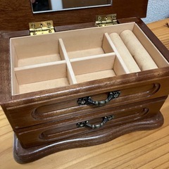アクセサリーボックスの画像