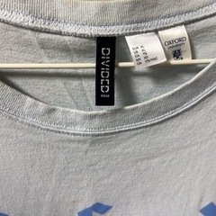 H&M Tシャツ XLサイズ ライトブルー シンプルデザインの画像