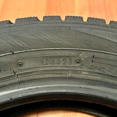 8分山 バリ溝 スタッドレスタイヤ 4本 ダンロップ ウィンターマックス02 155/65R14 14インチ 軽自動車の画像