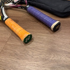 テニスラケット2個の画像